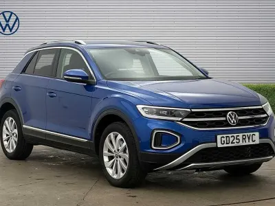 Used VW T-Roc Style 150 HP (110 kW) 2025 Blue SUV