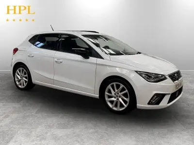 Używany Seat Ibiza FR 95 KM (69 kW) 2024 Biały Hatchback
