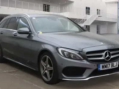 Używany Mercedes C220