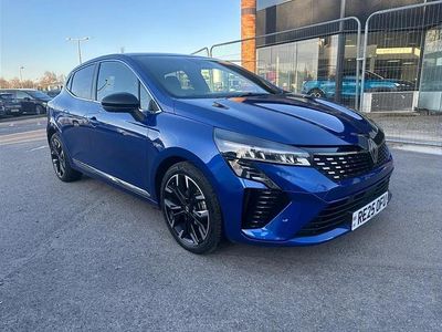 Used Renault Clio V Techno 90 HP (66 kW) 2025 Iron blue  Hatchback