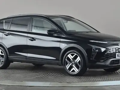 Używany Hyundai Bayon Premium 101 KM (74 kW) 2023 Czarny SUV