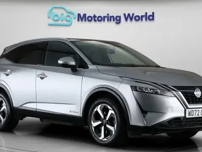 Begagnad Nissan Qashqai N-Connecta 190 HK (139 kW) 2023 Silver SUV
