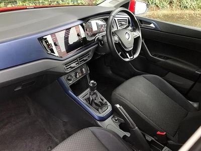 Begagnad VW Polo United 80 HK (58 kW) 2021 Röd Halvkombi