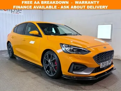 Używany Ford Focus ST 280 KM (205 kW) 2020 Pomarańczowy Hatchback
