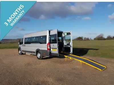 Second-hand Peugeot Boxer 2017 Argintiu Van