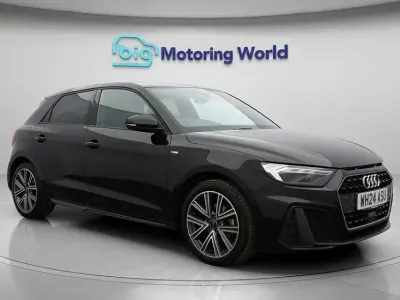 Second-hand Audi A1 Sportback S-Line 150 CP (110 kW) 2024 Negru Hatchback
