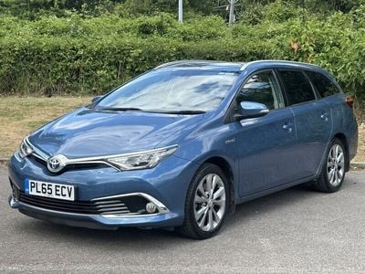 Toyota Auris Hybrid