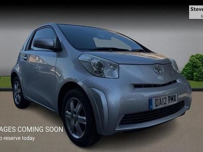 Used Toyota iQ 68 HP (50 kW) 2012 Silver Hatchback