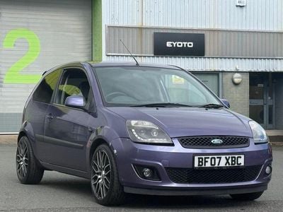 Used Ford Fiesta Zetec 79 HP (58 kW) 2007 Mauve/purple Hatchback