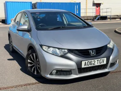 Used Honda Civic ES 120 HP (88 kW) 2013 Silver Hatchback