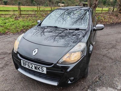 Used Renault Clio IV Dynamique 75 HP (55 kW) 2012 Black Hatchback