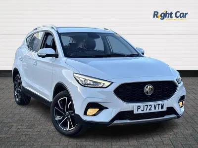 Używany MG ZS Exclusive 111 KM (81 kW) 2023 Biały SUV