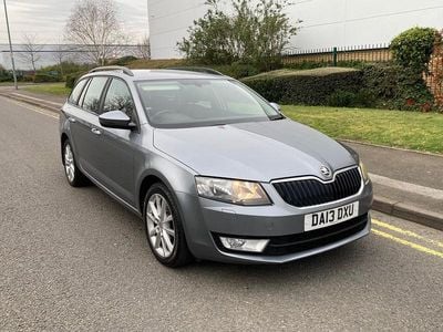 Used Skoda Octavia Elegance 105 HP (77 kW) 2013 Grey Estate