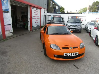 Używany MG F 2009 Pomarańczowy Kabriolet