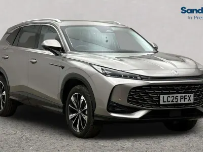Used MG HS Trophy 169 HP (124 kW) 2024 Metallic  sterling silver SUV