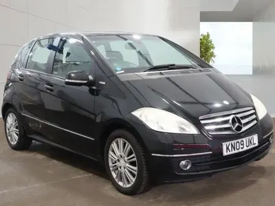 Used Mercedes A150 Elegance 95 HP (69 kW) 2009 Black Hatchback