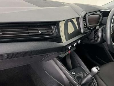 Used Audi A1 Design 95 HP (69 kW) 2023 White SUV