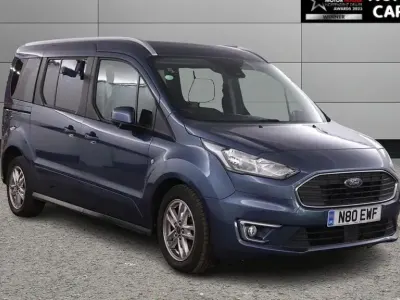 Used Ford Tourneo Titanium 120 HP (88 kW) 2021 Blue MPV