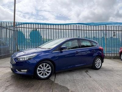 Used Ford Focus Titanium 120 HP (88 kW) 2016 Blue Hatchback