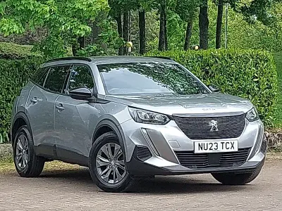 Used Peugeot 2008 Active+ 101 HP (74 kW) 2023 Grey SUV