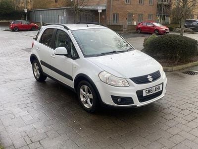 Used Suzuki SX4 SZ5 2011 White Hatchback