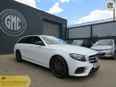 Used Mercedes E220 AMG line 194 HP (142 kW) 2019 White Estate