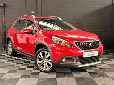 Used Peugeot 2008 Allure 100 HP (73 kW) 2019 Red SUV