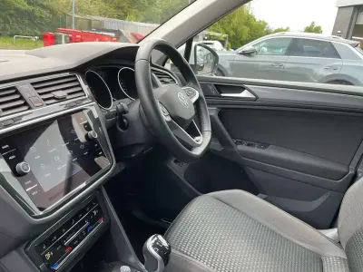 Used VW Tiguan Active 150 HP (110 kW) 2022 White SUV