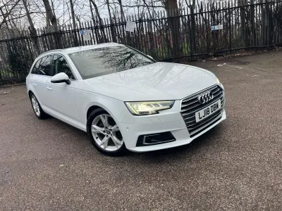 Usado Audi A4 2026 Blanco Familiar
