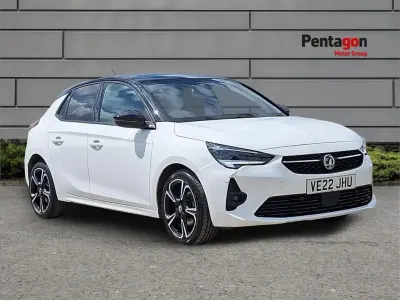 Used Vauxhall Corsa Edition 99 HP (72 kW) 2022 White Hatchback