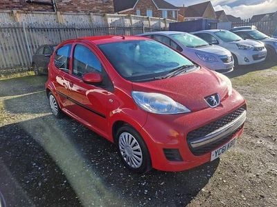 Used Peugeot 107 68 HP (50 kW) 2012 Red Hatchback