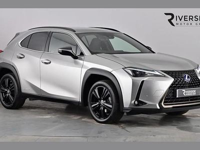 Used Lexus UX 250h 180 HP (132 kW) 2022 Silver SUV