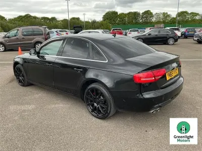 Begagnad Audi A4 Advanced 2015 Svart Sedan
