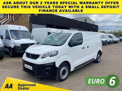 Used Peugeot Expert Premium 145 HP (106 kW) 2022 White Van