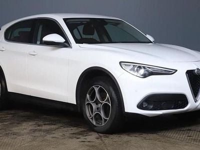 Used Alfa Romeo Stelvio Edizione Speciale 210 HP (154 kW) 2017 White SUV
