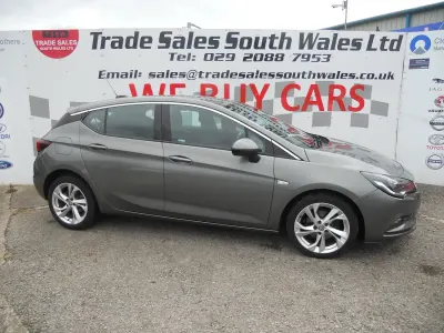 Used Vauxhall Astra SRi 150 HP (110 kW) 2017 Grey Hatchback
