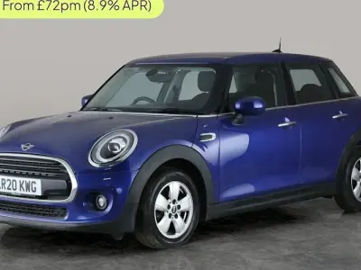 Begagnad Mini Cooper Classic 136 HK (100 kW) 2020 Blå Halvkombi