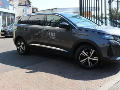 Used Peugeot 5008