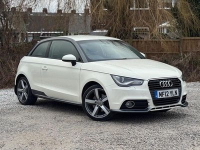 Used Audi A1 Design 122 HP (89 kW) 2012 White Hatchback