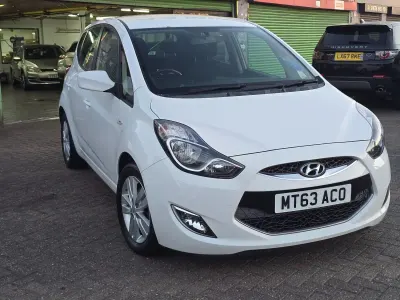 Used Hyundai ix20 Active 125 HP (91 kW) 2013 White Hatchback
