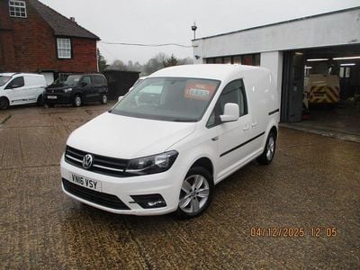 White Used 2016 VW Caddy Highline MPV | £9,995 (Good price)