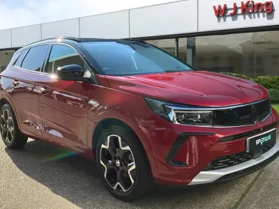 Used Vauxhall Grandland X Ultimate 130 HP (95 kW) 2023 Red SUV