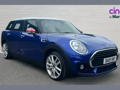 Begagnad Mini Cooper Clubman Sport 134 HK (98 kW) 2019 Blå Kombi
