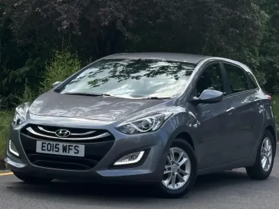 Second-hand Hyundai i30 Active 100 CP (73 kW) 2015 Gri Hatchback