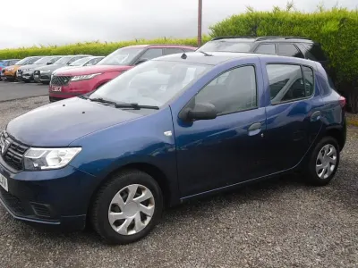 Used Dacia Sandero Essentiel 90 HP (66 kW) 2018 Blue Hatchback