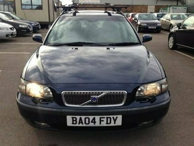 used Volvo V70 2.4