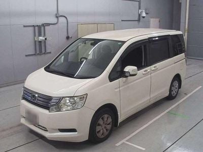 Used Honda Stepwgn 2010 White MPV
