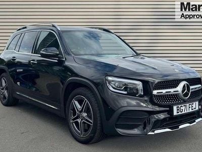 Mercedes GLB220