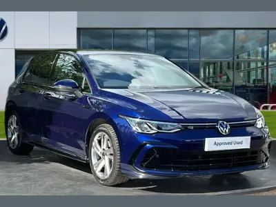 Used VW Golf VIII R-line 147 HP (108 kW) 2024 Blue Hatchback