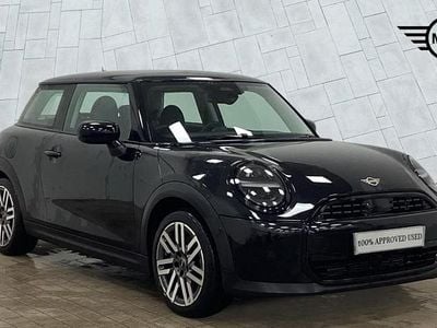 Used Mini Cooper Hatch 113 kW (154 HP) 2025 Black Hatchback
